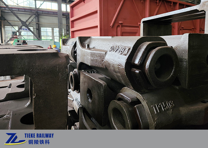 รถบรรทุกบรรทุกสินค้าบรรทุกหนักแบบร่างเกียร์ ST Type Coupler Buffer