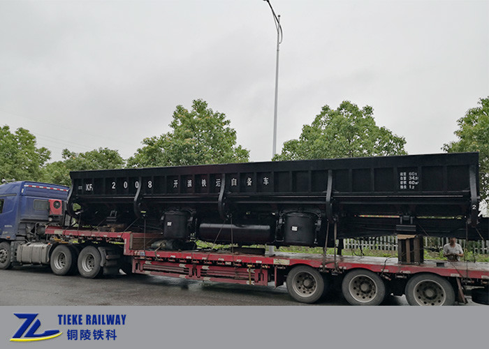 27m3 Volume Side Dump Car Truck AAR Standard Ballast Coal Ore กำลังโหลด 50 km / h